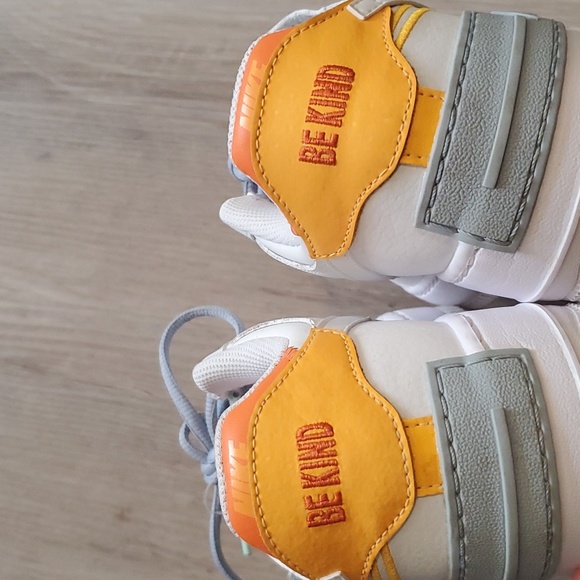 Nike Air Force 1 Low Shadow Be Kind - Picture 7 of 12